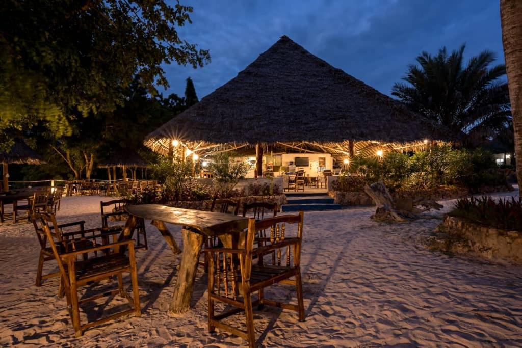 Bella Vista Resort Zanzibar キジカジ エクステリア 写真