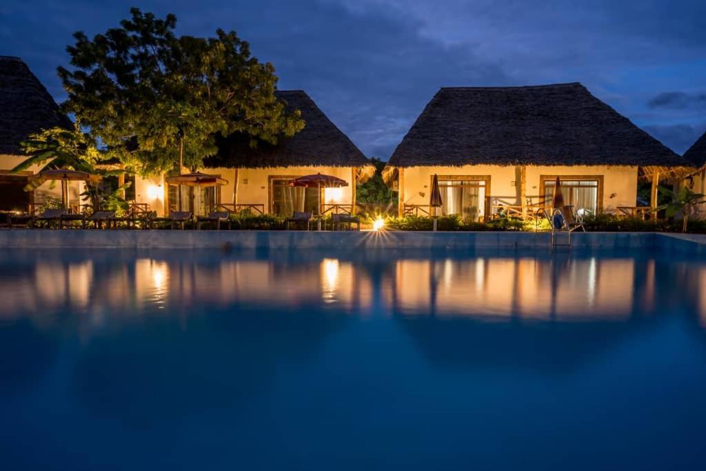 Bella Vista Resort Zanzibar キジカジ エクステリア 写真