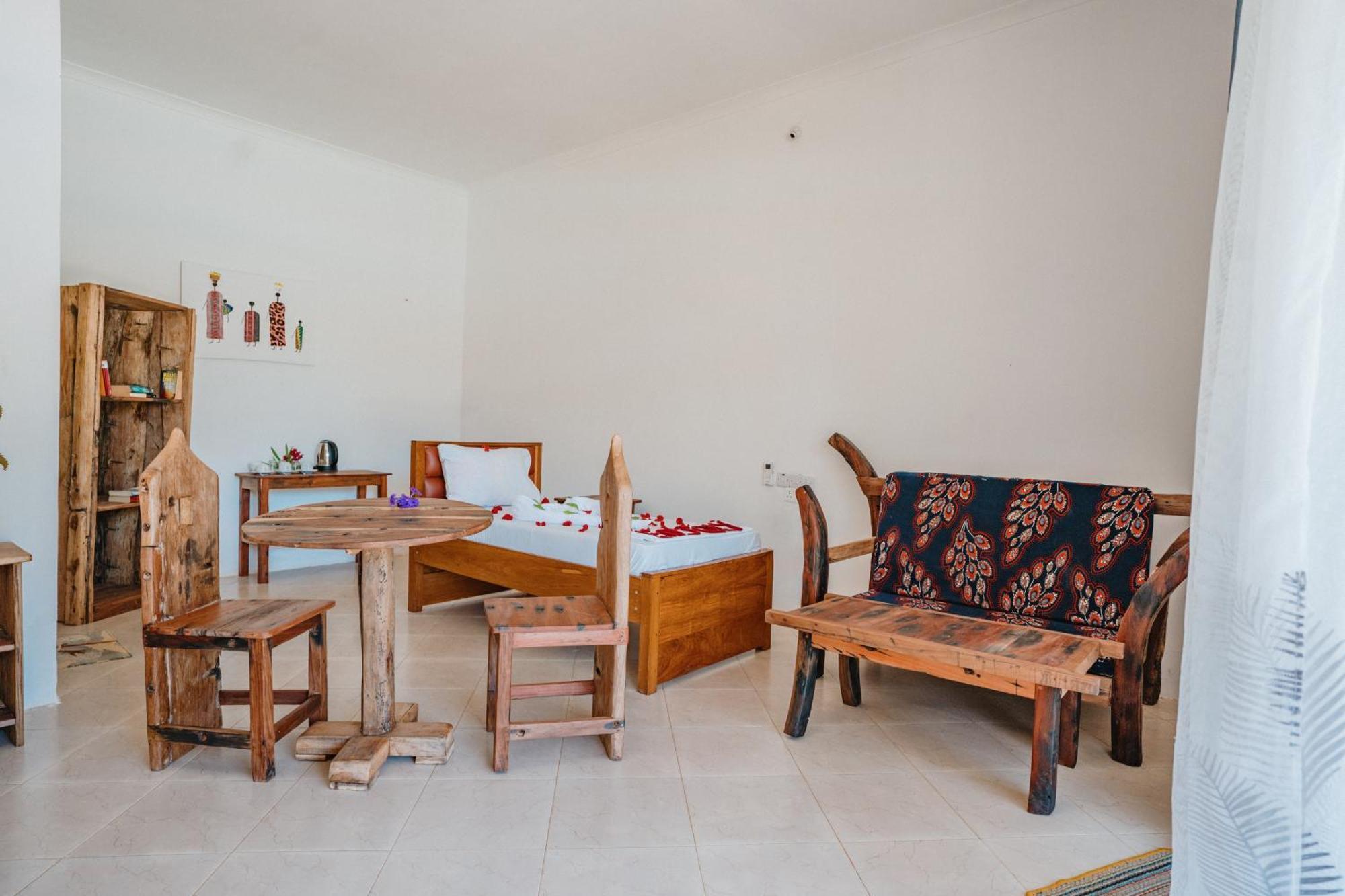 Bella Vista Resort Zanzibar キジカジ エクステリア 写真
