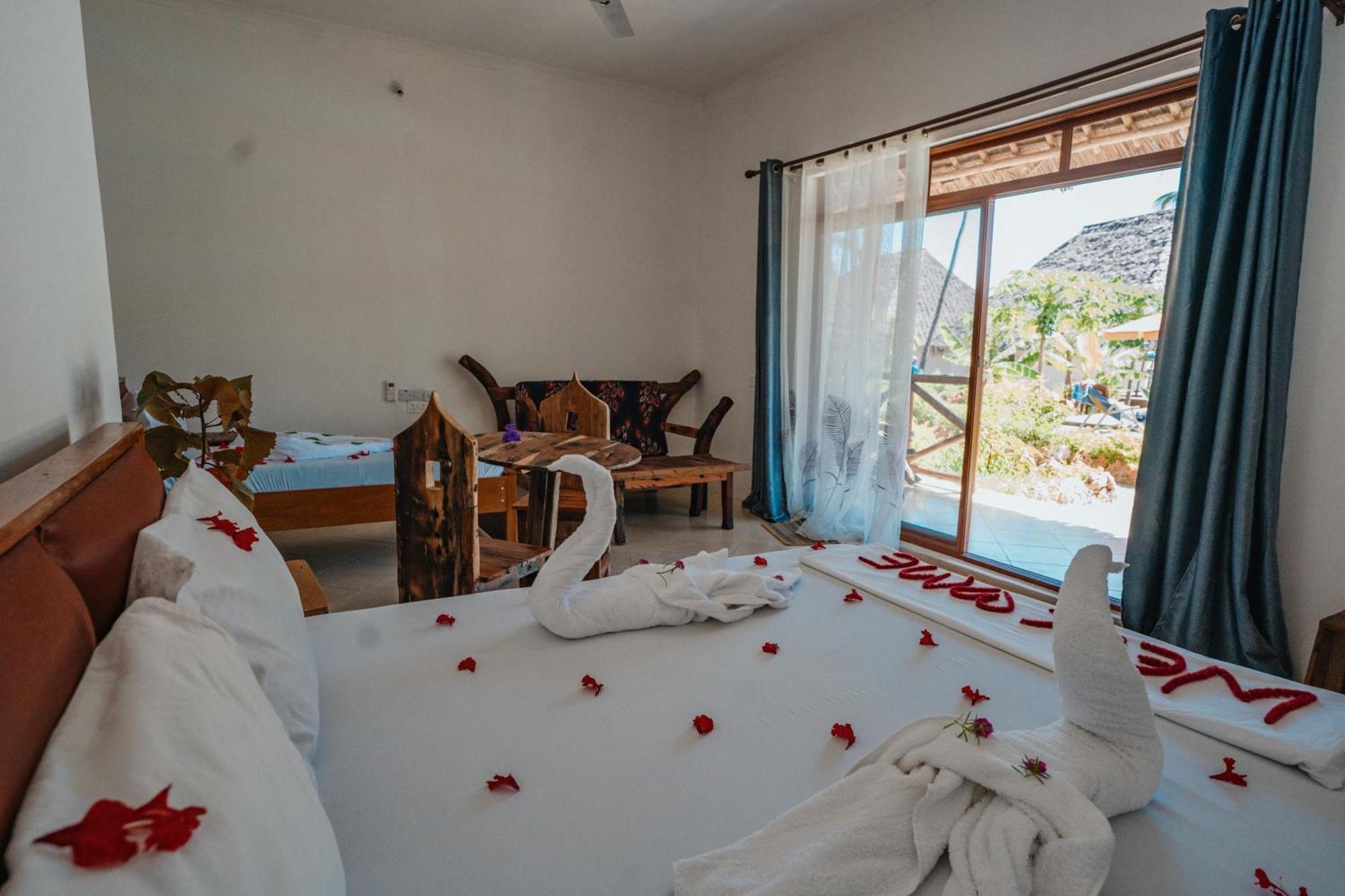 Bella Vista Resort Zanzibar キジカジ エクステリア 写真